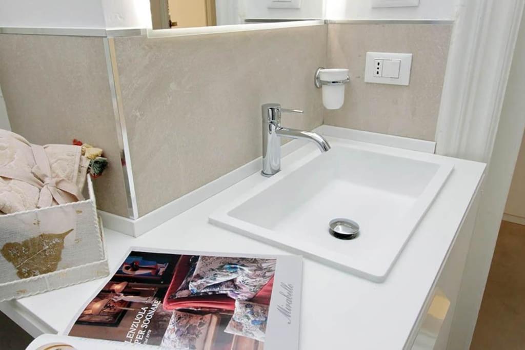 Elegant Apartment In The Heart Of Rome-Navona Area Dış mekan fotoğraf
